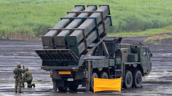 ❌ Шинжээчид Японы энэ алхам нь Дэлхийн II дайнаас хойш баримталж ирсэн зөвхөн хамгаалалтад чиглэсэн бодлогын зарчим-ыг зөрчиж байна гэж анхааруулж байгаа бөгөөд энэ нь тус улсын уламжлалт батлан хамгаалах бодлогоос ухарсан томоохон ухралт гэж үзэж байна ❌ Шинжээчид Японы энэ алхам нь Дэлхийн II дайнаас хойш баримталж ирсэн зөвхөн хамгаалалтад чиглэсэн бодлогын зарчим-ыг зөрчиж байна гэж анхааруулж байгаа бөгөөд энэ нь тус улсын уламжлалт батлан хамгаалах бодлогоос ухарсан томоохон ухралт гэж үзэж байна - Sputnik Монгол Улс