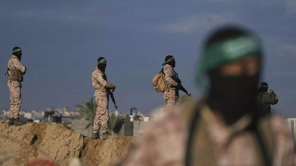 🔺 Газын зурваст орохыг хүлээж буй 6,000 тусламжийн ачааны машин байгаа бөгөөд энэ нь 3 сарын хүнсний хэрэгцээг хангах хэмжээтэй ч Израиль оруулахыг зөвшөөрөхгүй хэвээр байна (НҮБ-ын UNRWA агентлаг) 🔺 Газын зурваст орохыг хүлээж буй 6,000 тусламжийн ачааны машин байгаа бөгөөд энэ нь 3 сарын хүнсний хэрэгцээг хангах хэмжээтэй ч Израиль оруулахыг зөвшөөрөхгүй хэвээр байна (НҮБ-ын UNRWA агентлаг) - Sputnik Монгол Улс