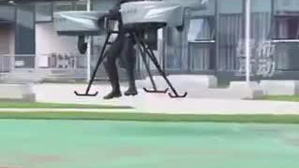 🛸Ханжөү Жийүань компанийн бүтээсэн дэлхийн анхны нэг хүний суудалтай, өмсөж хэрэглэдэг нисдэг төхөөрөмж - Sputnik Монгол Улс