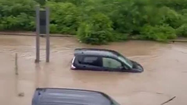 📊 Японы Цаг уурын агентлагийн мэдээлснээр, Киришимагийн зарим хэсэгт ердөө 12 цагийн дотор 1 - Sputnik Монгол Улс