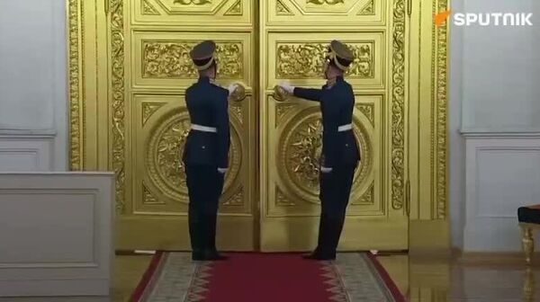 🇷🇺🇲🇾МАЛАЙЗЫН ХААН МОСКВАД ПУТИНТАЙ УУЛЗАВ Султан Ибрагим нь 1967 оноос хойш ОХУ-д төрийн айлчлал хийсэн Малайзын төрийн тэргүүн анхных нь болжээ - Sputnik Монгол Улс