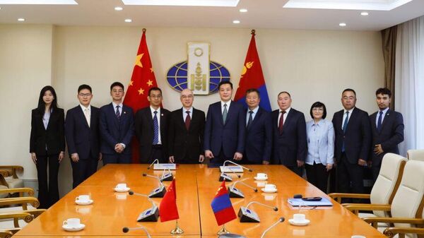 🇲🇳🇨🇳 Монгол Улс, БНХАУ хоорондын улсын хилийг гурав дахь удаагаа хамтран шалгахаар боллоо - Sputnik Монгол Улс