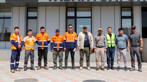 Уг зүтгүүр нь 440KW чадалтай 2 ширхэг батарей хөдөлгүүр болон 400KW чадалтай 2 ширхэг дизель хөдөлгүүрээс бүрдсэн бөгөөд нийт 1680KW чадлыг гаргах боломжтой юм - Sputnik Монгол Улс