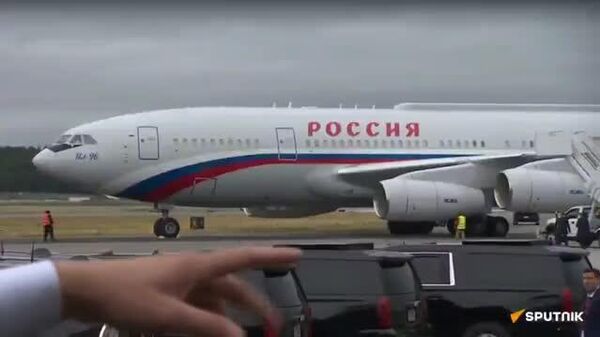 🇷🇺🤝🇺🇸ОХУ-ын Ерөнхийлөгч Путин болон АНУ-ын ерөнхийлөгч Трамп нарын дээд хэмжээны уулзалт Аляаскад эхэллээ - Sputnik Монгол Улс