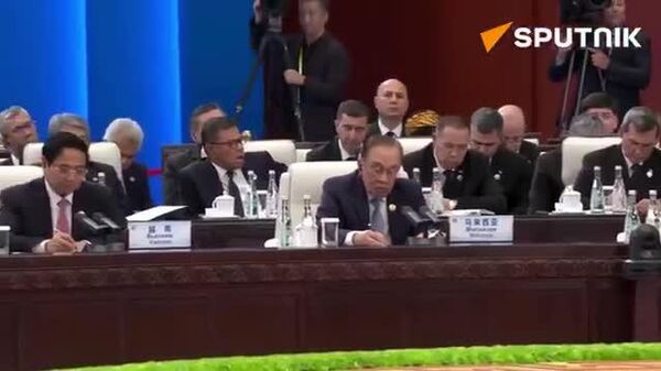 Баруунаас зүүн тийш: Малайз, Вьетнам, Индонез - Sputnik Монгол Улс