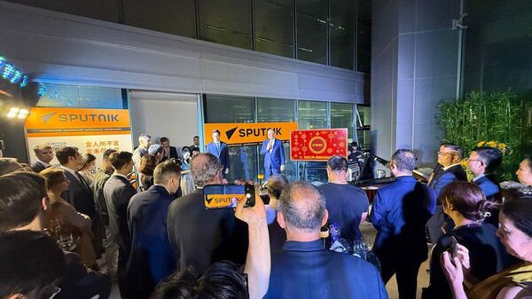 2/2 - Sputnik Монгол Улс