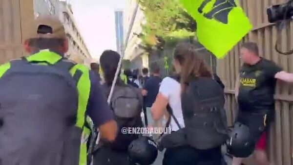 🇫🇷 Хэмнэлтийн бодлого-оос залхсан Францчууд: Улсын хэмжээнд томоохон жагсаал өрнүүлж байна - Sputnik Монгол Улс