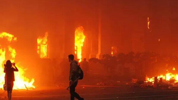 2/9 🩸Гурван сарын цус урсгасан мөргөлдөөн: - Sputnik Монгол Улс