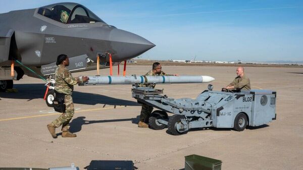 🇺🇸 🇩🇪 АНУ их хэмжээний пуужинг Герман улсад 1 - Sputnik Монгол Улс