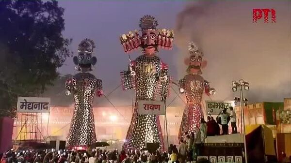 🔥🇮🇳Энэтхэг улс Дуссехра баярыг улаан цайз дээр уламжлалт ёсоороо тэмдэглэж байна - Sputnik Монгол Улс