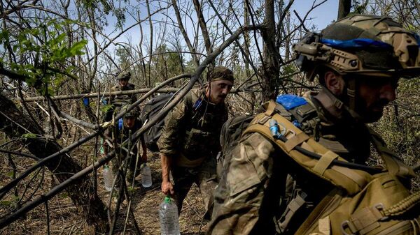 💣💥 Украины цэргүүд Красноармейск (Покровск) хотын чиглэлд хориглосон фосфорын зэвсэг хэрэглэжээ - Sputnik Монгол Улс