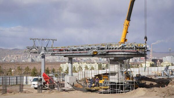 🎢 Дүүжин замын тээвэр төслийн Хан-Уул дүүрэг Яармаг дахь буудлын эргэлтийн зам төмрийг суурилуулав - Sputnik Монгол Улс