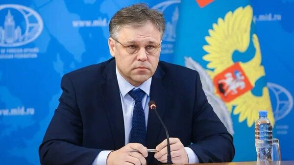 💬📰ОХУ-ын Гадаад хэргийн яамны тусгай үүрэг гүйцэтгэгч, Киевийн дэглэмийн үйлдсэн гэмт хэргүүдийн асуудал хариуцсан элчин Родион Мирошникийн мэдээлснээр, Киевийн дэглэм хүүхдүүдийн эсрэг шийтгэлийн шинжтэй арга хэмжээ авах гэж байна - Sputnik Монгол Улс