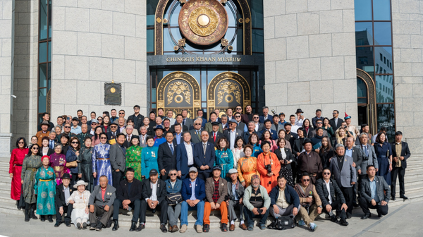 📸🎉 “Гурван цагийн өнгө төрх” тусгай үзэсгэлэн “Чингис хаан” үндэсний музейд нээгдлээ - Sputnik Монгол Улс