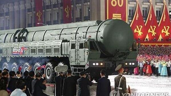 🇰🇵 Умард Солонгосын шинэ тив алгасагч пуужинг танилцуулжээ - Sputnik Монгол Улс