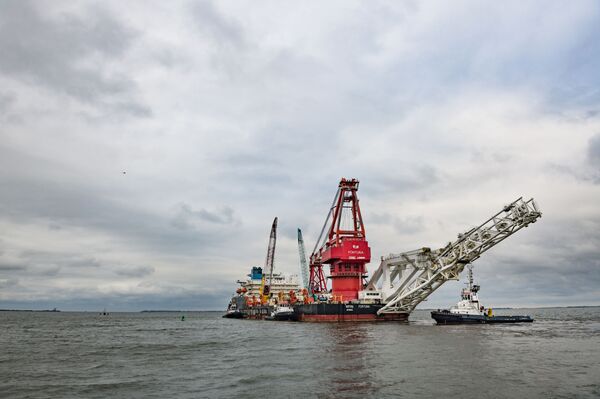 Pipe-laying vessel Fortuna leaves the port of Wismar - Sputnik Монгол Улс