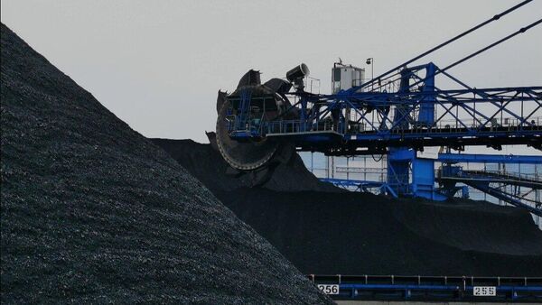 🇮🇳 Энэтхэг улс ОХУ-тай Монголын нүүрсийг Владивосток боомтоор тээвэрлэх асуудлыг хэлэлцэж байна - Sputnik Монгол Улс