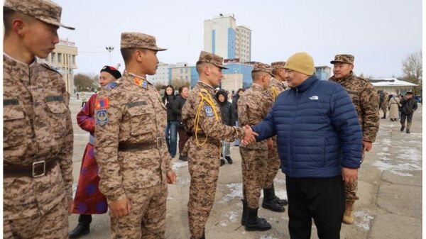 🇲🇳 Цэргүүдийг угтан авах, үдэн гарах үйл ажиллагаа боллоо - Sputnik Монгол Улс