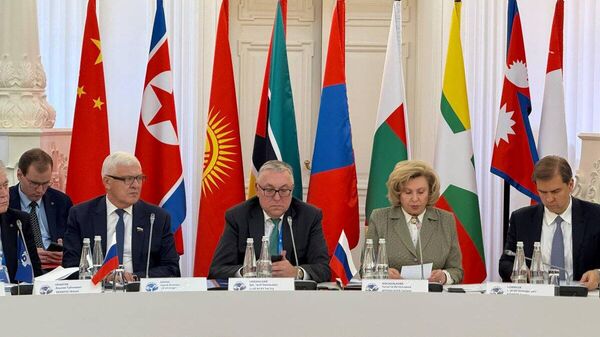 ОХУ-ын Хүний эрхийн комиссар Татьяна Москалькова Евразийн Омбудсменуудын холбоонд дижитал хүний ​​эрхийн ач холбогдлыг онцлов - Sputnik Монгол Улс