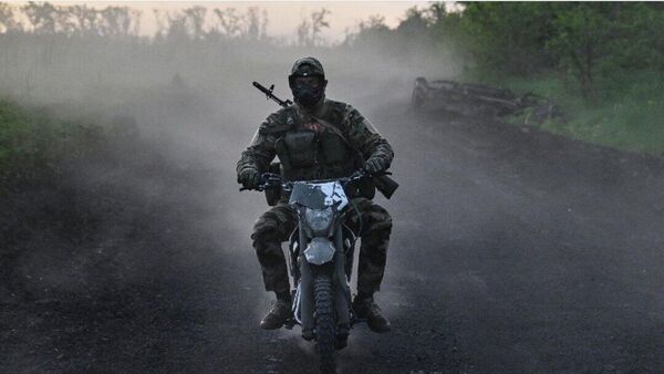 Өмнөд цэргийн тойргийн цэрэг дайчдын шугамаас 20 шархадсан цэргийг гаргажээ - Sputnik Монгол Улс