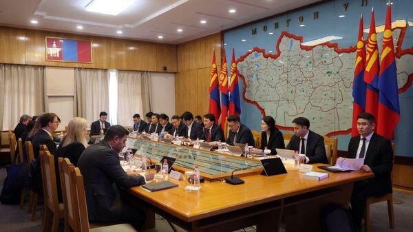 💰🇲🇳 Засгийн газар Оюутолгойн зээлийн хүүг бууруулах хэлэлцээ эхлүүллээ - Sputnik Монгол Улс