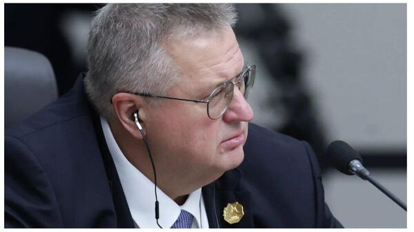 🇷🇺 Орос улстай эдийн засгийн хамтын ажиллагаа явуулах сонирхолтой байгаагаа улс орнууд илэрхийлэв - Sputnik Монгол Улс