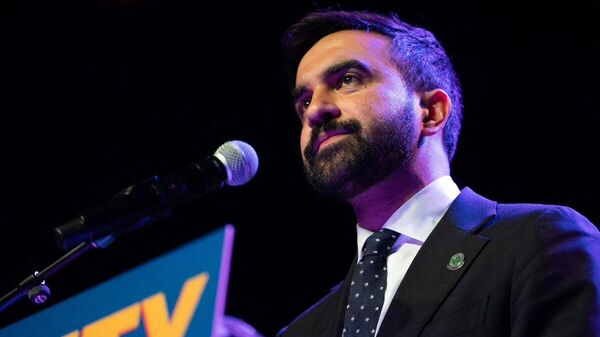 🇺🇸 Нью-Йорк-ын шинэ хотын даргаар Социал демократ үзэлтэй улс төрч Зохран Мамдани сонгогдлоо - Sputnik Монгол Улс