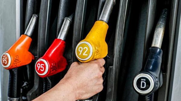 ОХУ-аас нийлүүлсэн АИ-92 шатахуун 122 вагон цистерн байна - Sputnik Монгол Улс