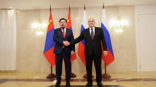 Монгол руу экспортлох шатахууны хэмжээг нэмэгдүүлнэ - Sputnik Монгол Улс