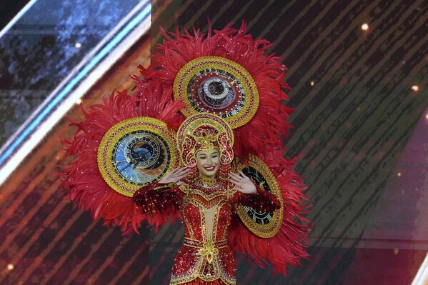 Швейцарийн мисс Наима Акоста 2025 оны 11-р сарын 19-ний Лхагва гарагт Тайландын Нонтабури мужид болсон "Ертөнцийн мисс 2025" тэмцээний үндэсний хувцасны тэмцээнд оролцож байна. (AP Photo/Sakchai Lalit) Швейцарийн мисс Наима Акоста 2025 оны 11-р сарын 19-ний Лхагва гарагт Тайландын Нонтабури мужид болсон "Ертөнцийн мисс 2025" тэмцээний үндэсний хувцасны тэмцээнд оролцож байна. (AP Photo/Sakchai Lalit) - Sputnik Монгол Улс