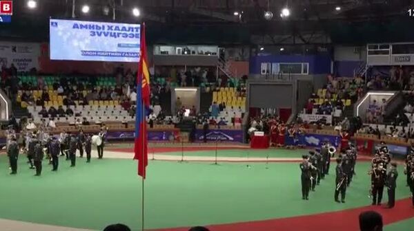 Бүгд Найрамдах Улсаа тунхаглаж, анхдугаар үндсэн хуулиа баталсны 101 жилийн ойд зориулсан хүчит 128 бөхийн барилдаан болж байна - Sputnik Монгол Улс