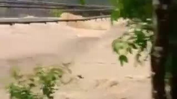 🇮🇩 Индонезид үер, хөрсний нуралтаас болж дор хаяж 10 хүн амиа алджээ - Sputnik Монгол Улс