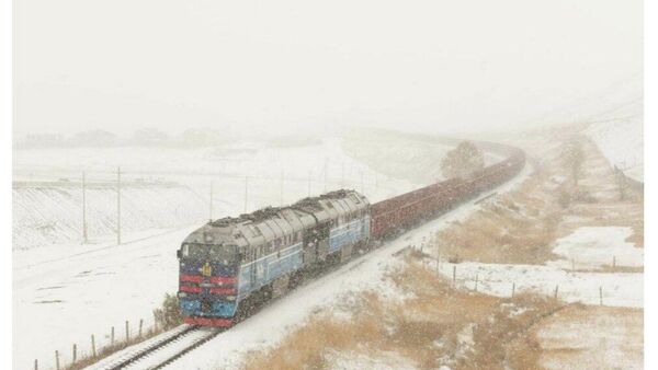 🇲🇳 “Улаанбаатар төмөр зам” ХНН тээх нэвтрүүлэх хүчин чадлаа нэмэгдүүлж, тээврийн хэмжээгээ өсгөхөд анхаарч байна - Sputnik Монгол Улс