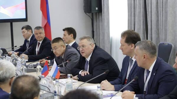 🇲🇳 Монгол Улсын Евразийн Эдийн Засгийн Холбоо (ЕАЭХ)-той байгуулсан худалдааны хэлэлцээрийг 2026 оны дундуур гэхэд соёрхон батлах төлөвтэй байна - Sputnik Монгол Улс