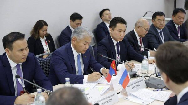 🇲🇳 Монгол Улсын Евразийн Эдийн Засгийн Холбоо (ЕАЭХ)-той байгуулсан худалдааны хэлэлцээрийг 2026 оны дундуур гэхэд соёрхон батлах төлөвтэй байна - Sputnik Монгол Улс