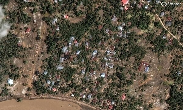 Индонез, Биеурэн -- 2025 ОНЫ 11-Р САРЫН 30: 12 -- Ванторын хиймэл дагуулын зураг нь Биреуен хотод үерийн дараа үерийн үеэр Биреуен дэх голын дагуу үерт автсан байшингууд болон түүний ойр орчмын газруудыг харуулж байна. (Зураг: Хиймэл дагуулын зураг (c) 2025 Vantor) Индонез, Биеурэн -- 2025 ОНЫ 11-Р САРЫН 30: 12 -- Ванторын хиймэл дагуулын зураг нь Биреуен хотод үерийн дараа үерийн үеэр Биреуен дэх голын дагуу үерт автсан байшингууд болон түүний ойр орчмын газруудыг харуулж байна. (Зураг: Хиймэл дагуулын зураг (c) 2025 Vantor) - Sputnik Монгол Улс