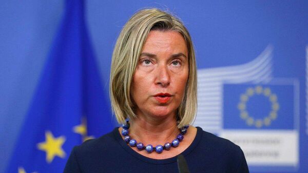 ЕХ-ны дипломат харилцааны тэргүүн асан Ф - Sputnik Монгол Улс