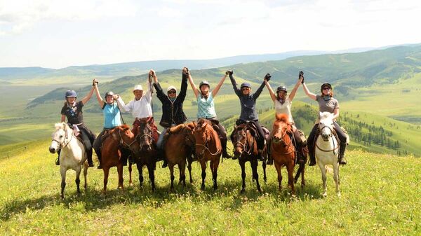 Монгол улс энэ жилд 810 мянга гаруй жуулчин хүлээн авлаа - Sputnik Монгол Улс