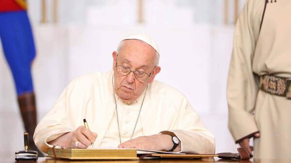 Түүх: Гэгээн Ширээт Улсын төрийн тэргүүний 2023 онд Монголд хийсэн анхны төрийн айлчлалын тухай - Sputnik Монгол Улс