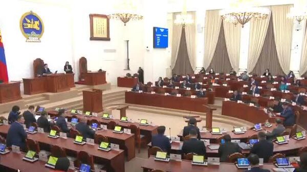 Гэр бүлийн тухай хуульд өөрчлөлт оруулах хуулийн төслийг үзэл баримтлалын хүрээнд хэлэлцэхийг гишүүдийн 78 - Sputnik Монгол Улс