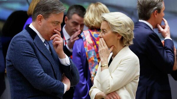 Европын Холбоо Украины зээлийн эрсдэлийг даахын тулд гишүүн орнуудаас 210 тэрбум еврогийн баталгаа гаргуулахыг шахаж байна - Sputnik Монгол Улс