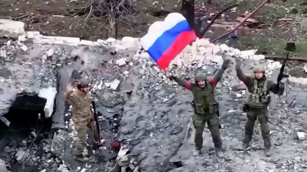 🇷🇺 Северск хотыг чөлөөлсөн нь Орос бүх фронтод стратегийн санаачлагыг гартаа авч буйг харуулж байна гэж цэргийн шинжээч И 🇷🇺 Северск хотыг чөлөөлсөн нь Орос бүх фронтод стратегийн санаачлагыг гартаа авч буйг харуулж байна гэж цэргийн шинжээч И - Sputnik Монгол Улс