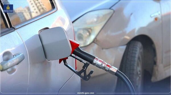 ⛽ Өнөөдрийн байдлаар Улаанбаатар төмөр зам дээр шатахуунтай 371 вагон байна - Sputnik Монгол Улс