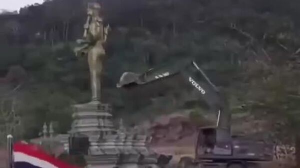 🇨🇷 Тайландын арми Камбожийн босгосон Хинду шашны бурхны хөшөөг нураажээ - Sputnik Монгол Улс