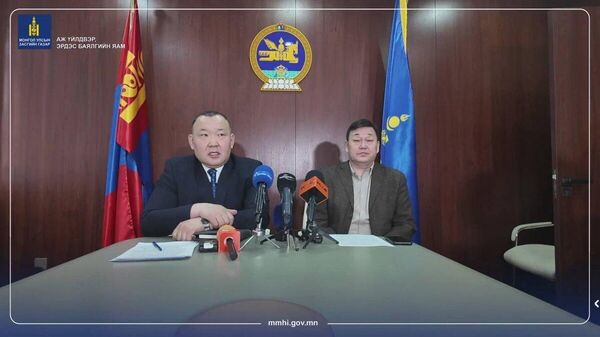 ⛽ Улаанбаатар төмөр замын хэмжээнд 164 вагон буюу 10080 тонн АИ-92 байна - Sputnik Монгол Улс