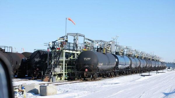 ⛽ Улаанбаатар төмөр зам дээр шатахуунтай 898 вагон байна - Sputnik Монгол Улс