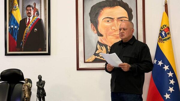 🚨🇻🇪 Венесуэлд болсон халдлагын улмаас 100 хүн амиа алджээ - Sputnik Монгол Улс