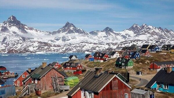 🇵🇱 Гренландын асуудлаар Дани, Европын Холбоо болон АНУ-ын хооронд зуучлагчийн үүрэг гүйцэтгэхээр төлөвлөж байна гэж Польшийн Батлан хамгаалахын сайд В - Sputnik Монгол Улс