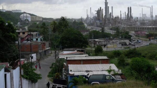 🚨🇺🇸 АНУ Венесуэлийн газрын тосыг албан ёсоор зарж эхэллээ - Sputnik Монгол Улс