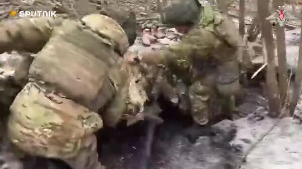 🇷🇺 Оросын Nonа-М1 мина харвуулын анги Сумы мужид түшиглэсэн Украины явган цэргийн бүлгийг устгав - Sputnik Монгол Улс